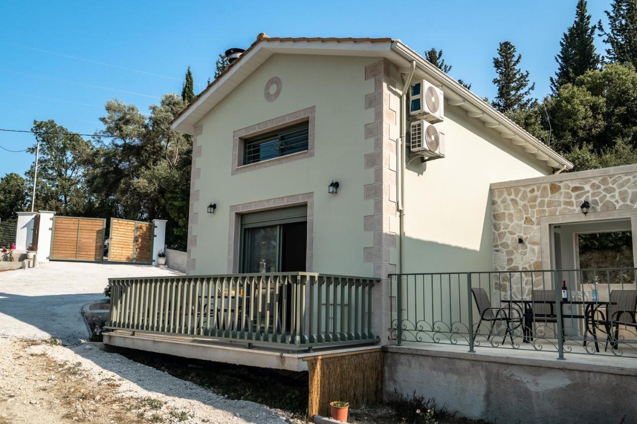 Armonia Villa Lefkada Kariotai Exterior photo
